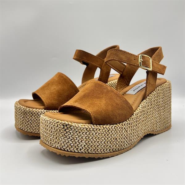 Ametist Exclusive Agatha Taba Süet Dolgu Topuk Kadın Sandalet | Yazlık Rahat ve Şık Kadın Sandalet - 4