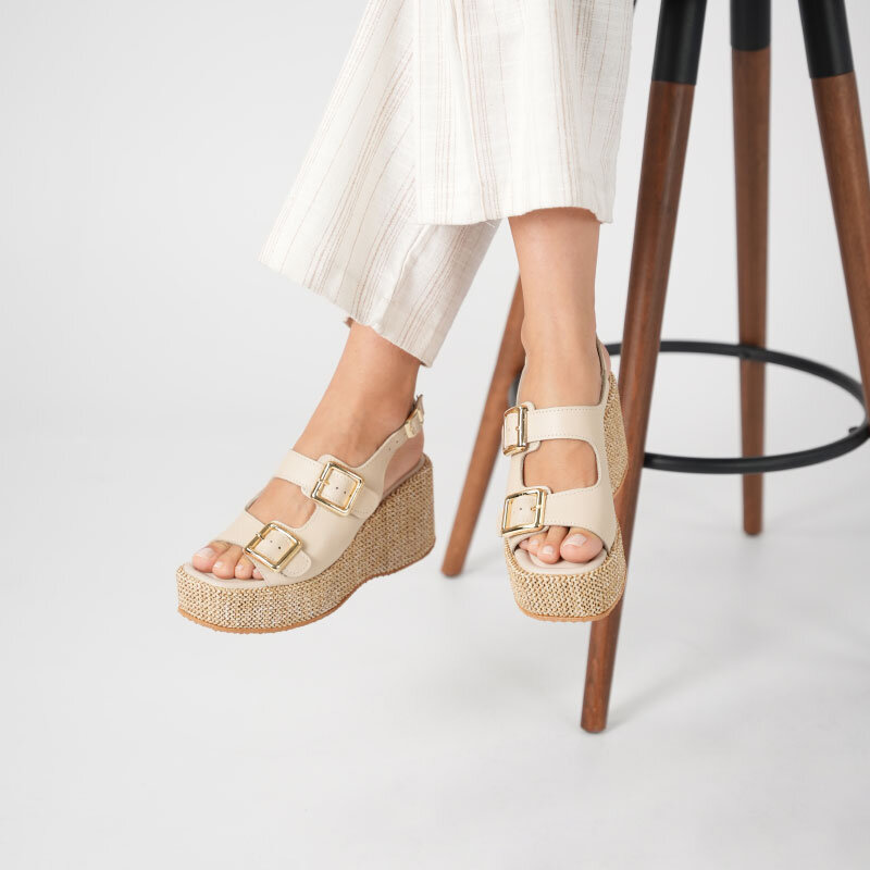 Ametist Exclusive Frida Bej Deri Dolgu Topuk Kadın Sandalet - 2