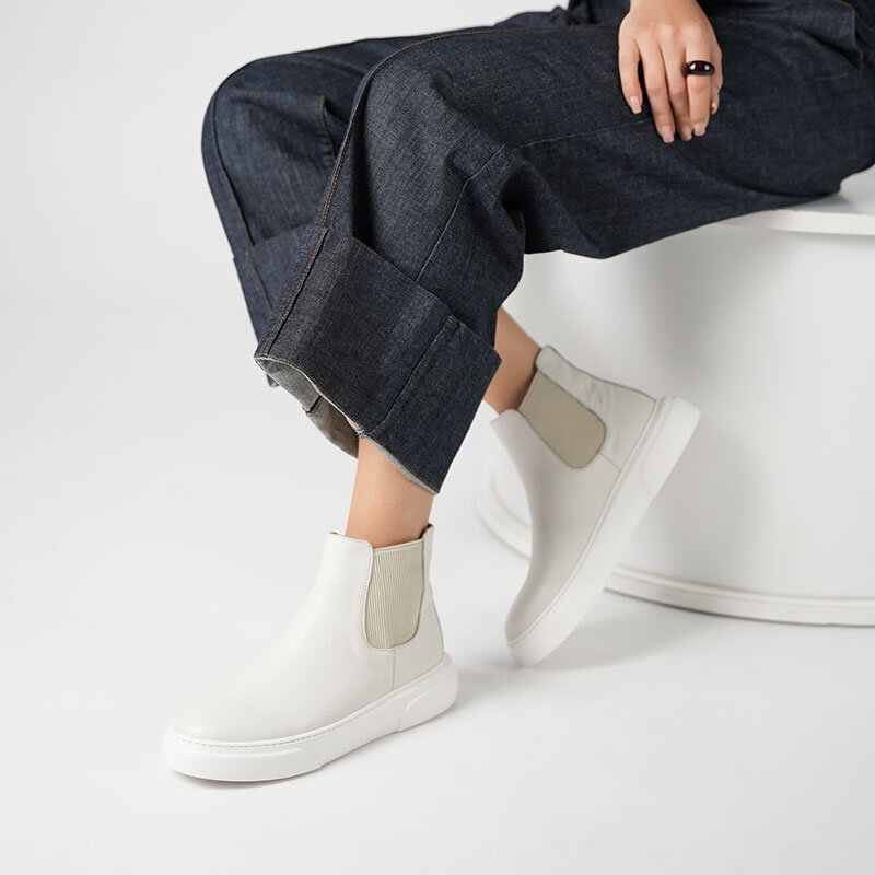 Favor Ekru Hakiki Deri Chelsea Kadın Bot – Hafif Eva Taban, Kaymaz Tırtıklı, Lastikli Kolay Giyim