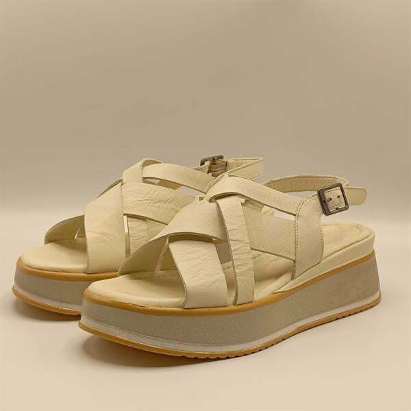 Garda Krem Deri Dolgu Topuk Sandalet - 4