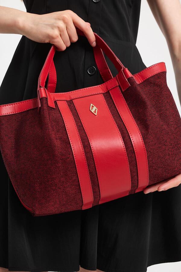 Havana Kırmızı Kumaş Detaylı Kadın El Çantası - 1