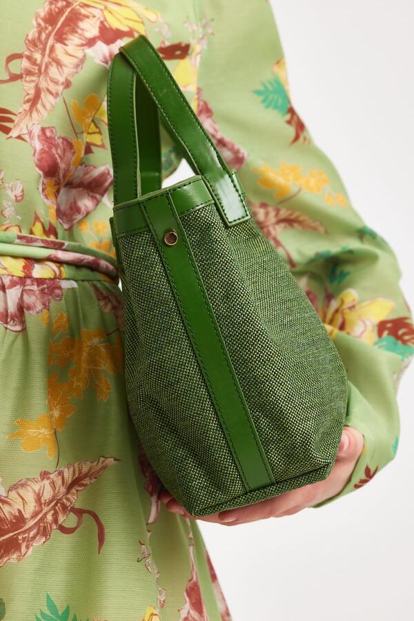 Havana Yeşil Kumaş Detaylı Kadın El Çantası - 8