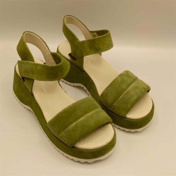 Hera Yeşil Süet Dolgu Topuk Sandalet - 2