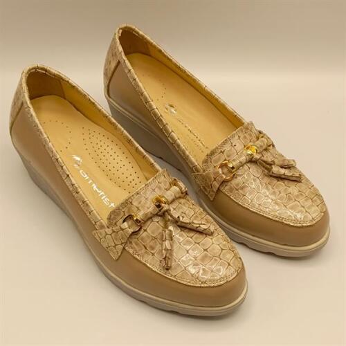 Lexi Bej Günlük Kadın Ayakkabı | Hakiki Deri, Konforlu Taban | El İşçiliği