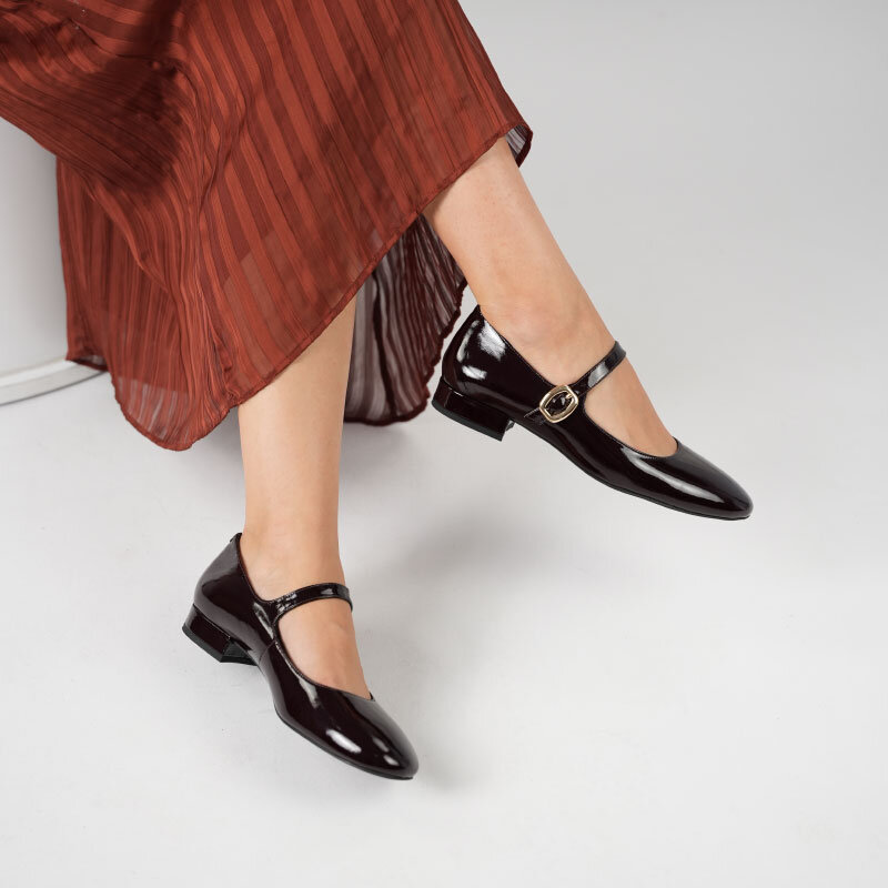 Marry Bordo Parlak Deri Küt Burun Kısa Topuklu Kadın Ayakkabı - 1