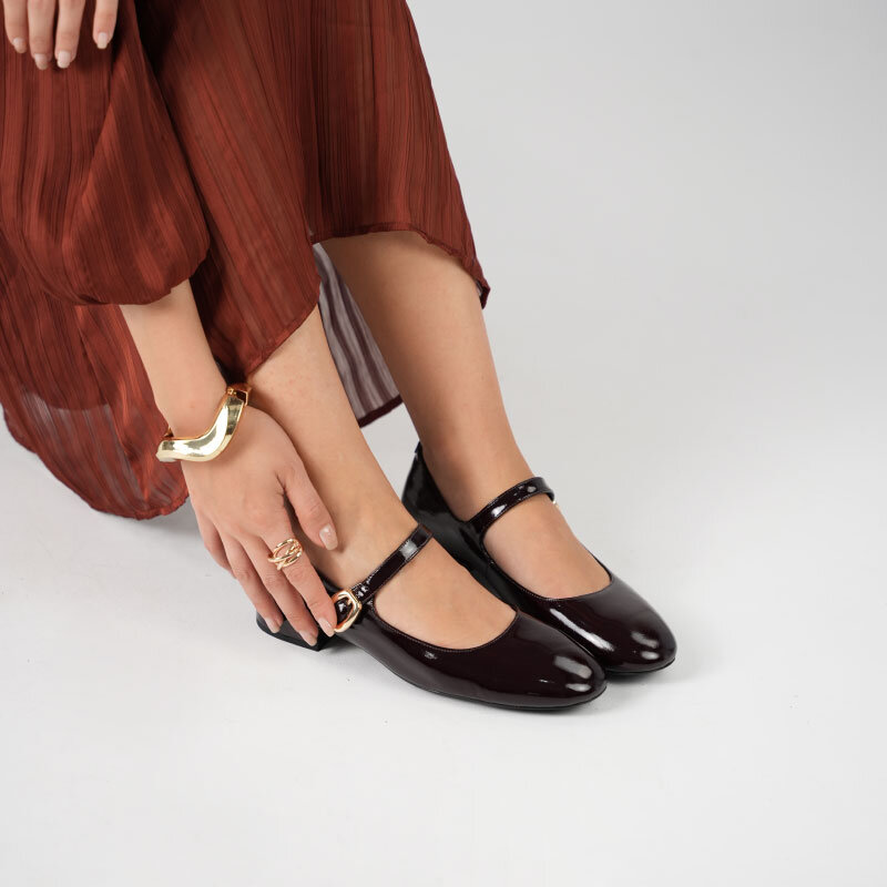 Marry Siyah Parlak Deri Küt Burun Kısa Topuklu Kadın Ayakkabı - 2