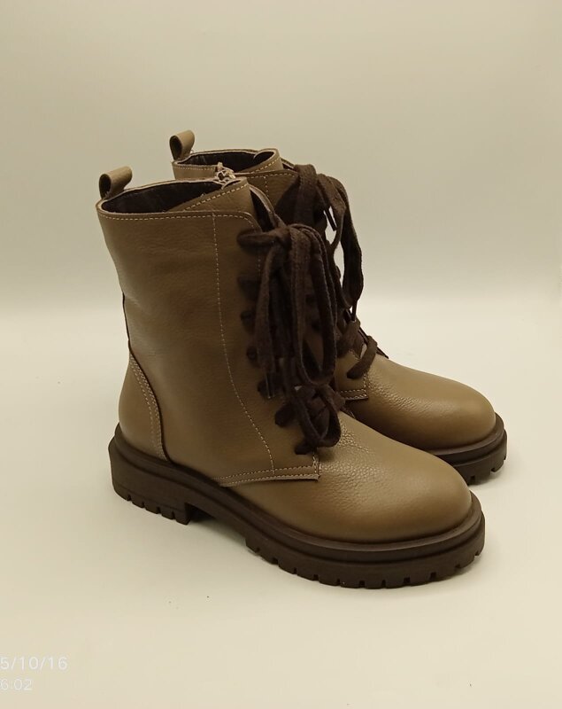 Reneta Vizon Gerçek Deri Kadın Bot – Termo Kaymaz Taban, Bağcıklı & Fermuarlı