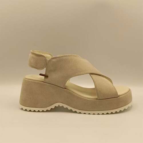 Sindy Bej Deri Dolgu Topuk Sandalet