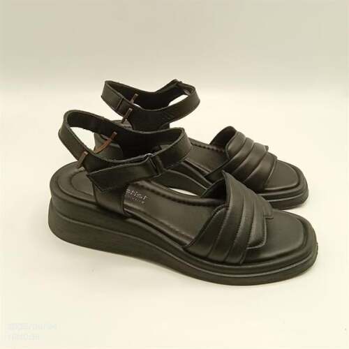 Siyah Hakiki Deri Kanat Bantlı Sandalet - 2