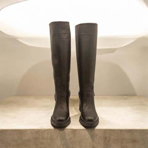 Sonya Topuklu Siyah Deri Kadın Çizme