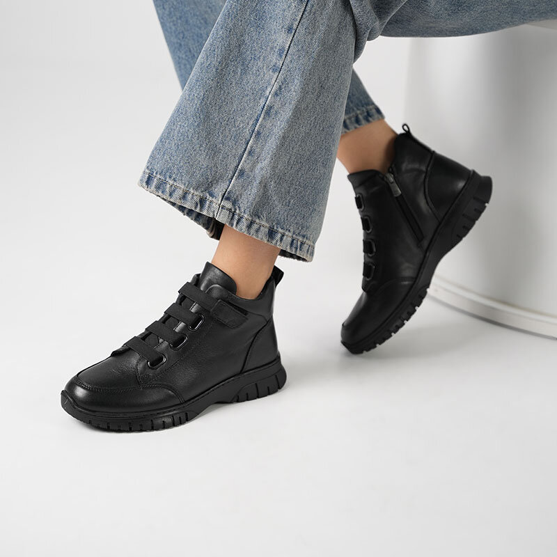 Vanda Siyah Deri Kadın Bot – Fermuarlı, Kauçuk Hafif Kaymaz Esnek Taban